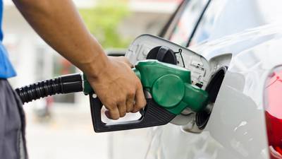 Average gas price in US leaps 33 cents to $4.71 per gallon, survey says