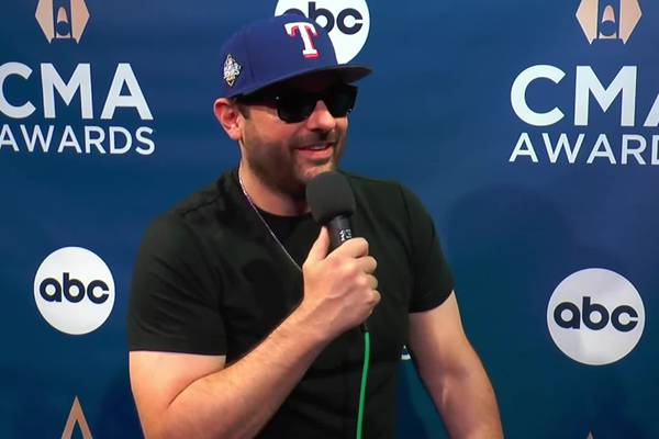 VIDEO: Chris Young On His Song Written With Davie Bowie