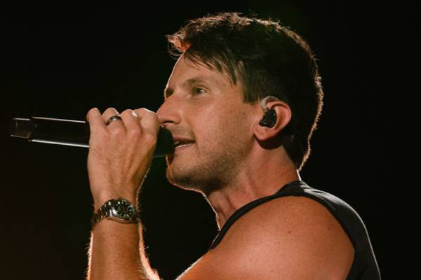 Russell Dickerson plots trip across the pond