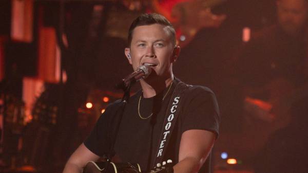 Scotty returns to 'Idol' with "Cab in a Solo"